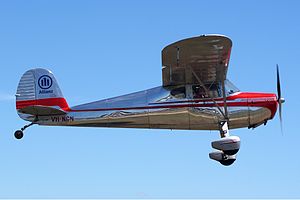 Picture of Cessna 120